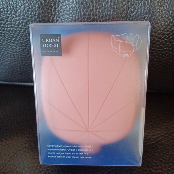 NEW Inflatable Travel Pillow in Pink - Picture 2 of 12